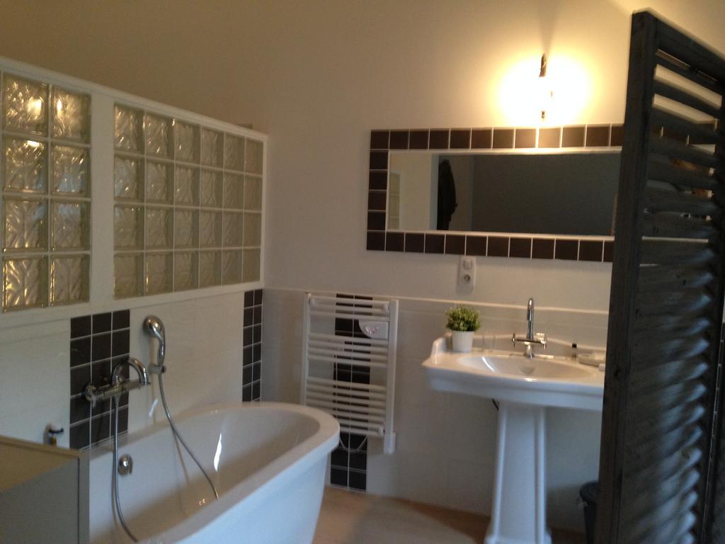 Les Chambres D'Hotes Du Bois Joli Semur-en-Auxois Zewnętrze zdjęcie